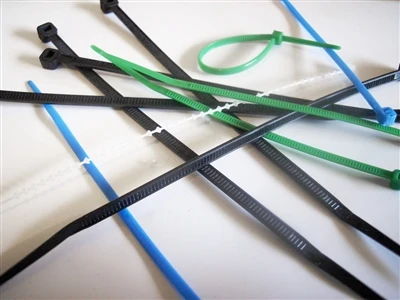 What are the anti-counterfeiting technologies for plastic seals?